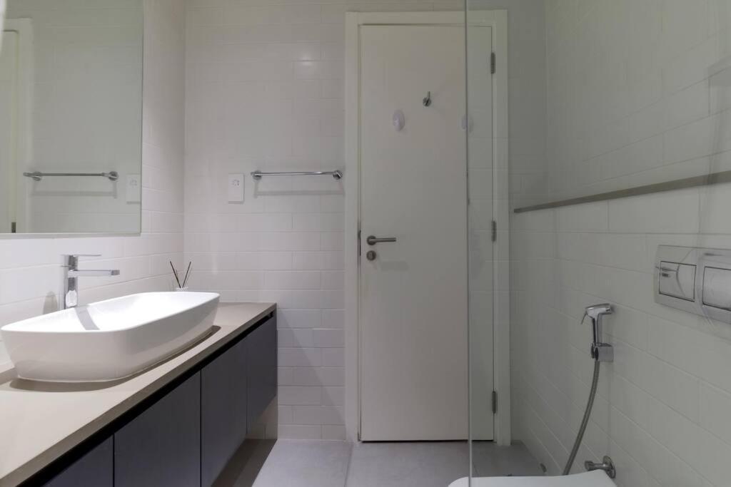 Sahab - Solo 1Br Apt In Al Jada 샤르자 외부 사진