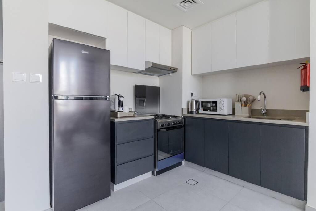 Sahab - Solo 1Br Apt In Al Jada 샤르자 외부 사진