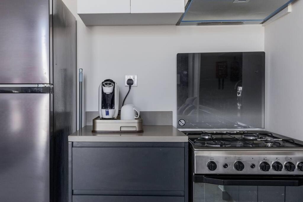 Sahab - Solo 1Br Apt In Al Jada 샤르자 외부 사진