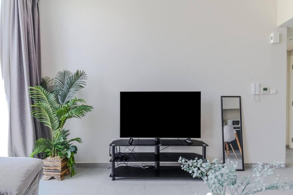 Sahab - Solo 1Br Apt In Al Jada 샤르자 외부 사진